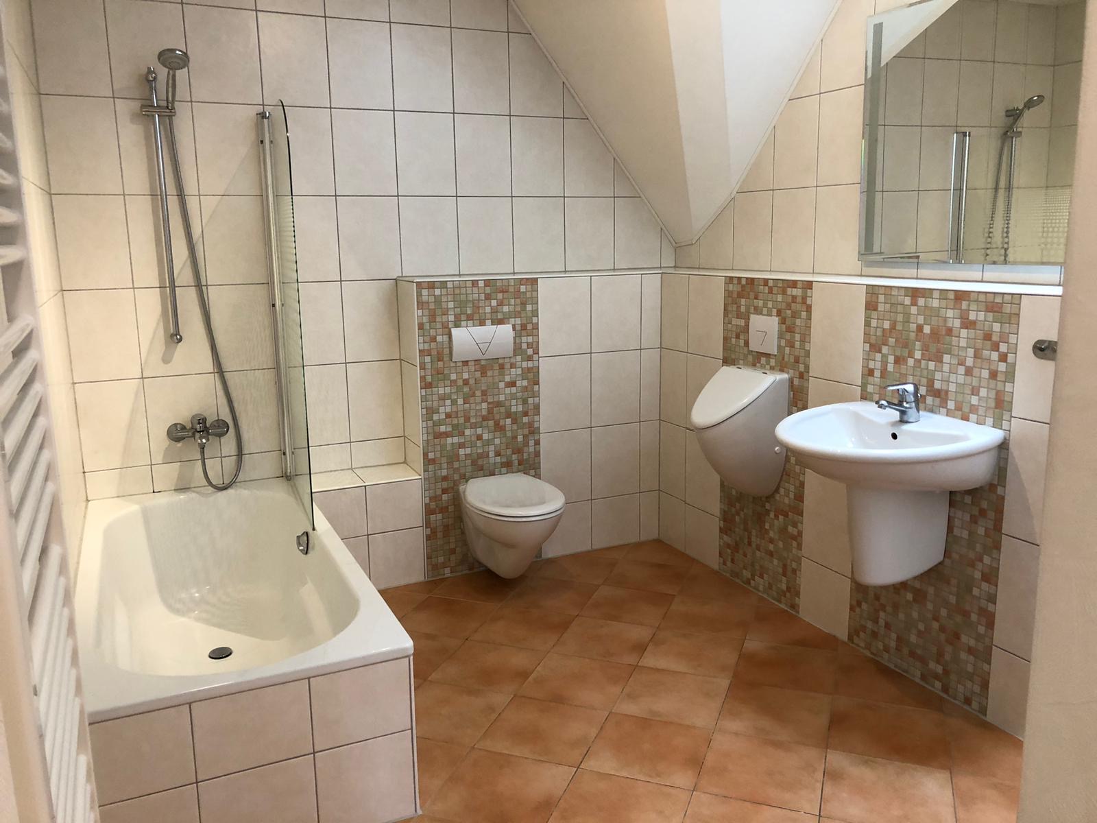 Duplex for rent 3