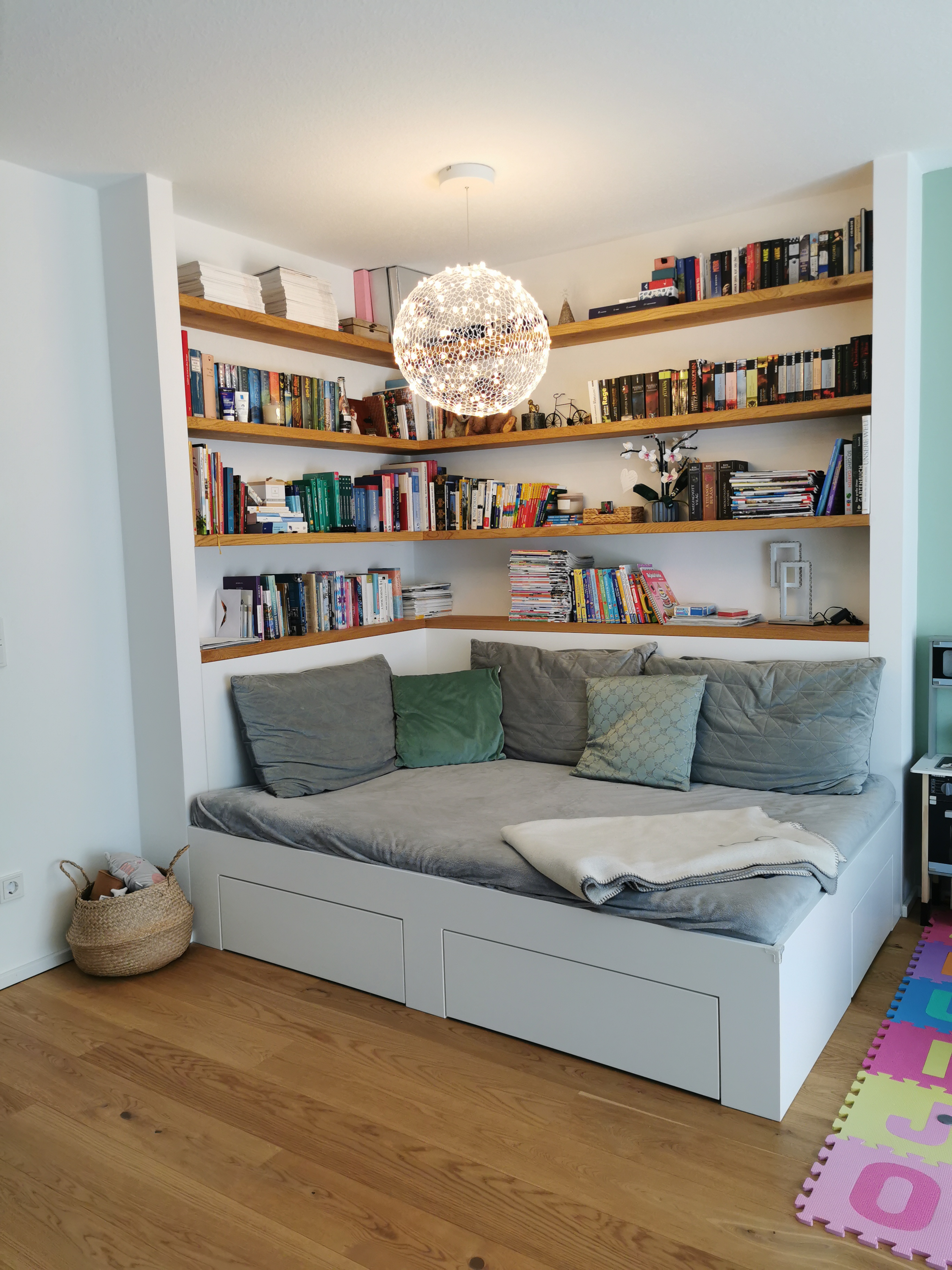 Stylish, new energy-efficient townhouse with rooftop terrace for long term rent✨ 2