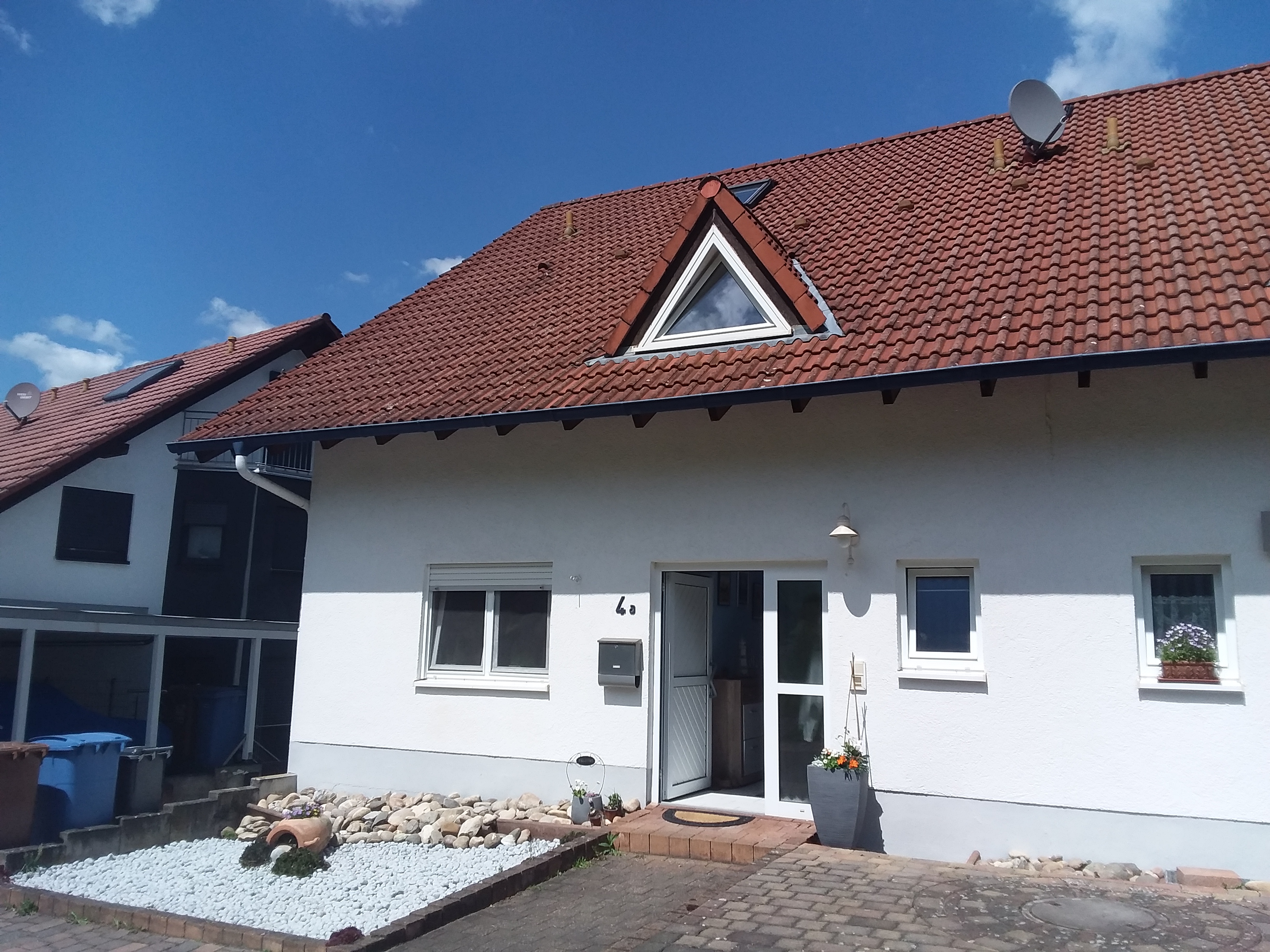 5 BR duplex house with Roman bathroom, terrace, yard 16