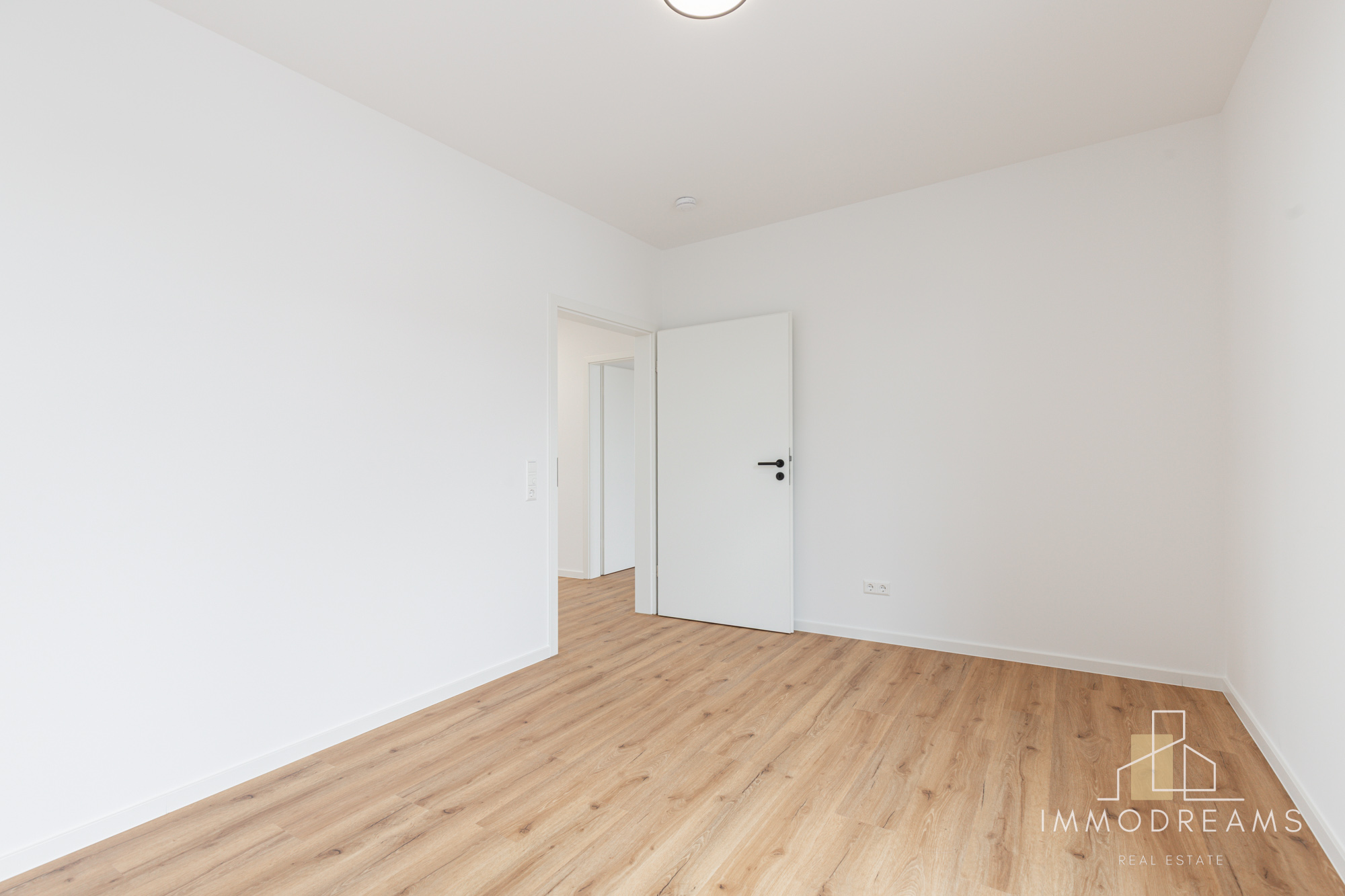 Brand New 2 Bed 1 Bath Apartment with A/C in 66892 Miesau 21