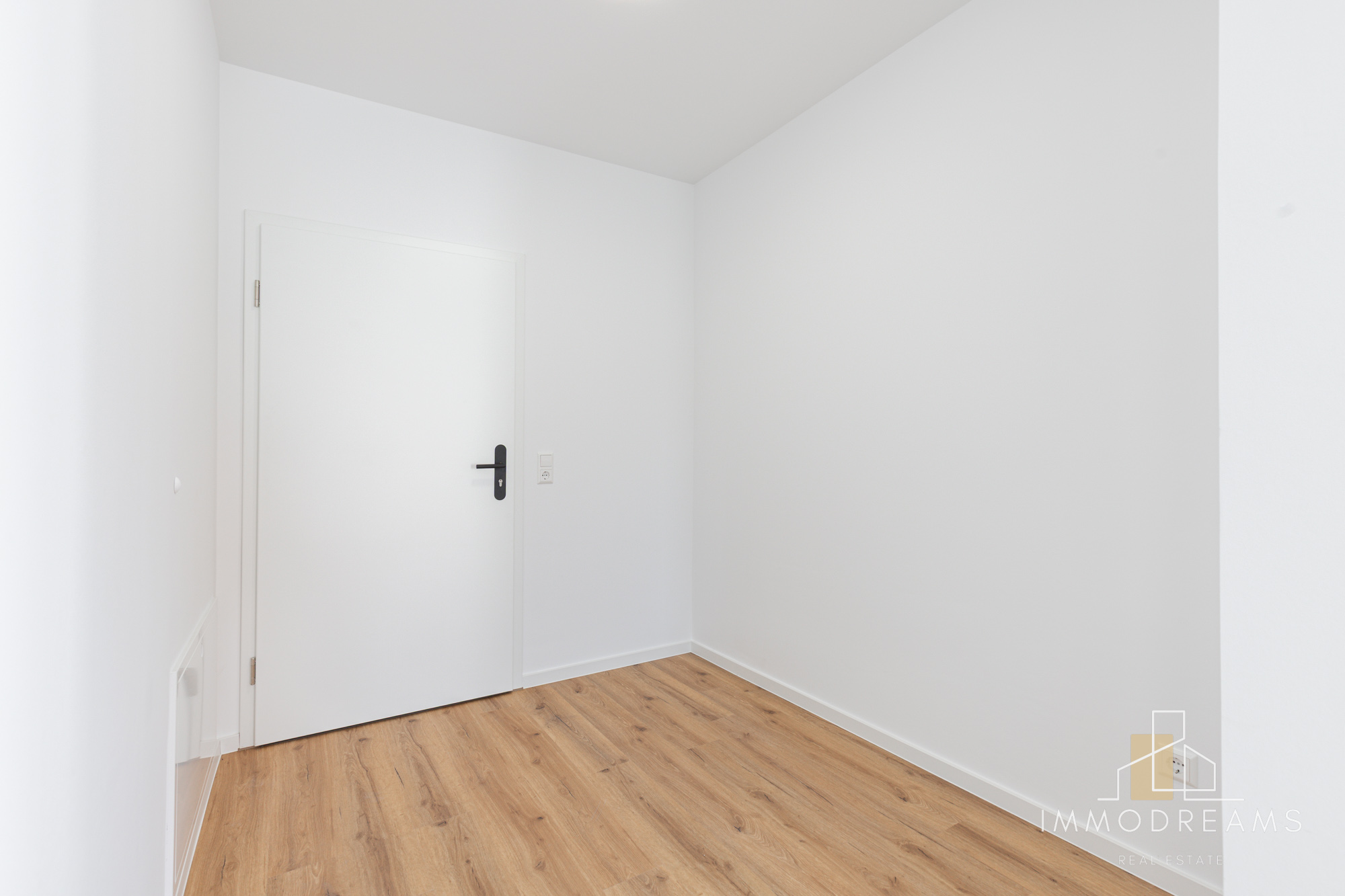 Brand New 2 Bed 1 Bath Apartment with A/C in 66892 Miesau 14