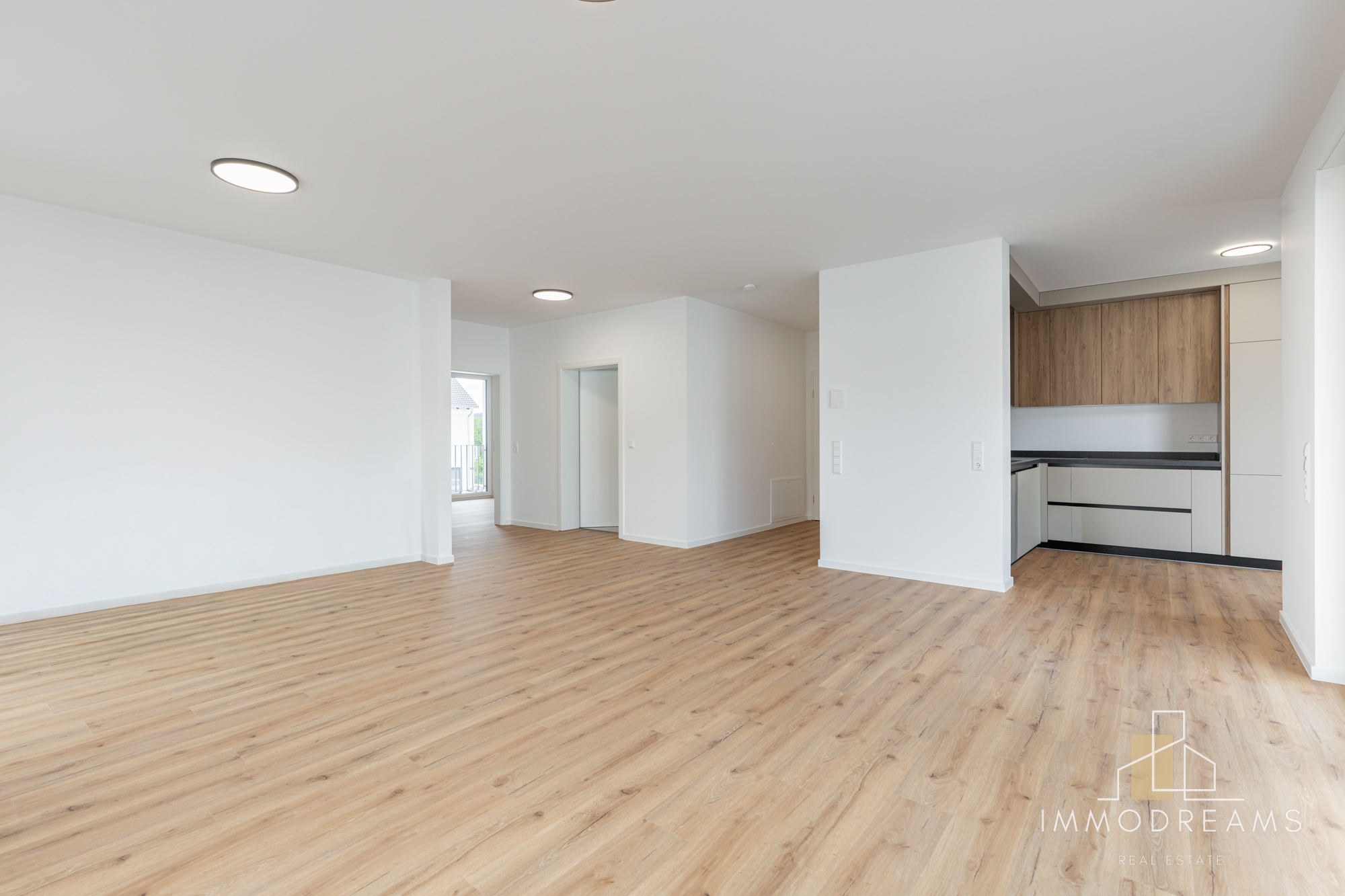 Brand New 2 Bed 1 Bath Apartment with A/C in 66892 Miesau 11