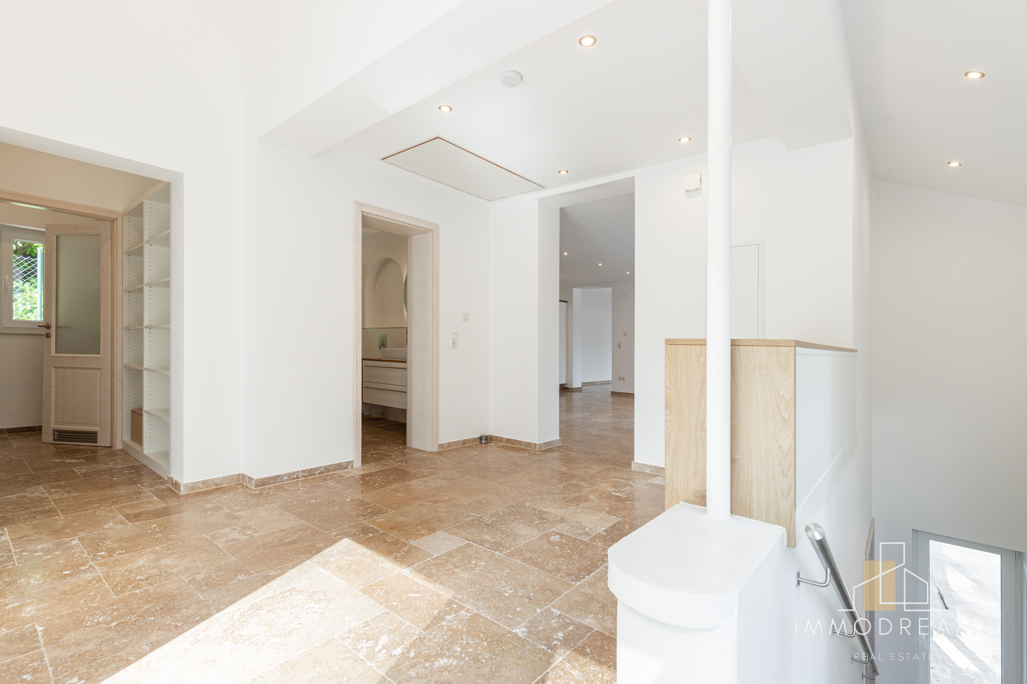 Unique Freestanding 2 Bed 2 Bath House in 67661 KL-Mölschbach 21