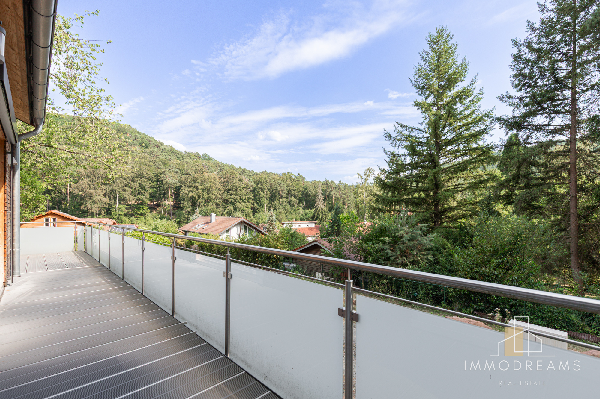 Unique Freestanding 2 Bed 2 Bath House in 67661 KL-Mölschbach 27