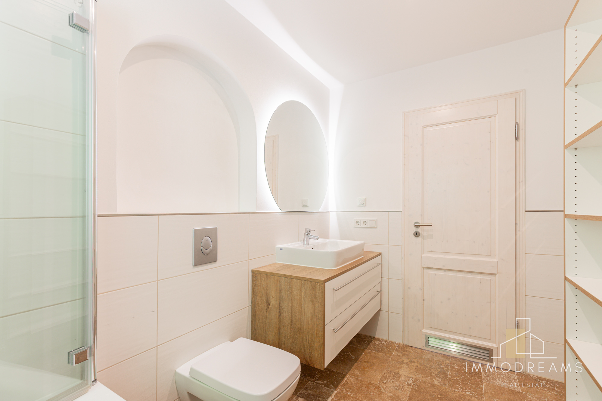 Unique Freestanding 2 Bed 2 Bath House in 67661 KL-Mölschbach 18