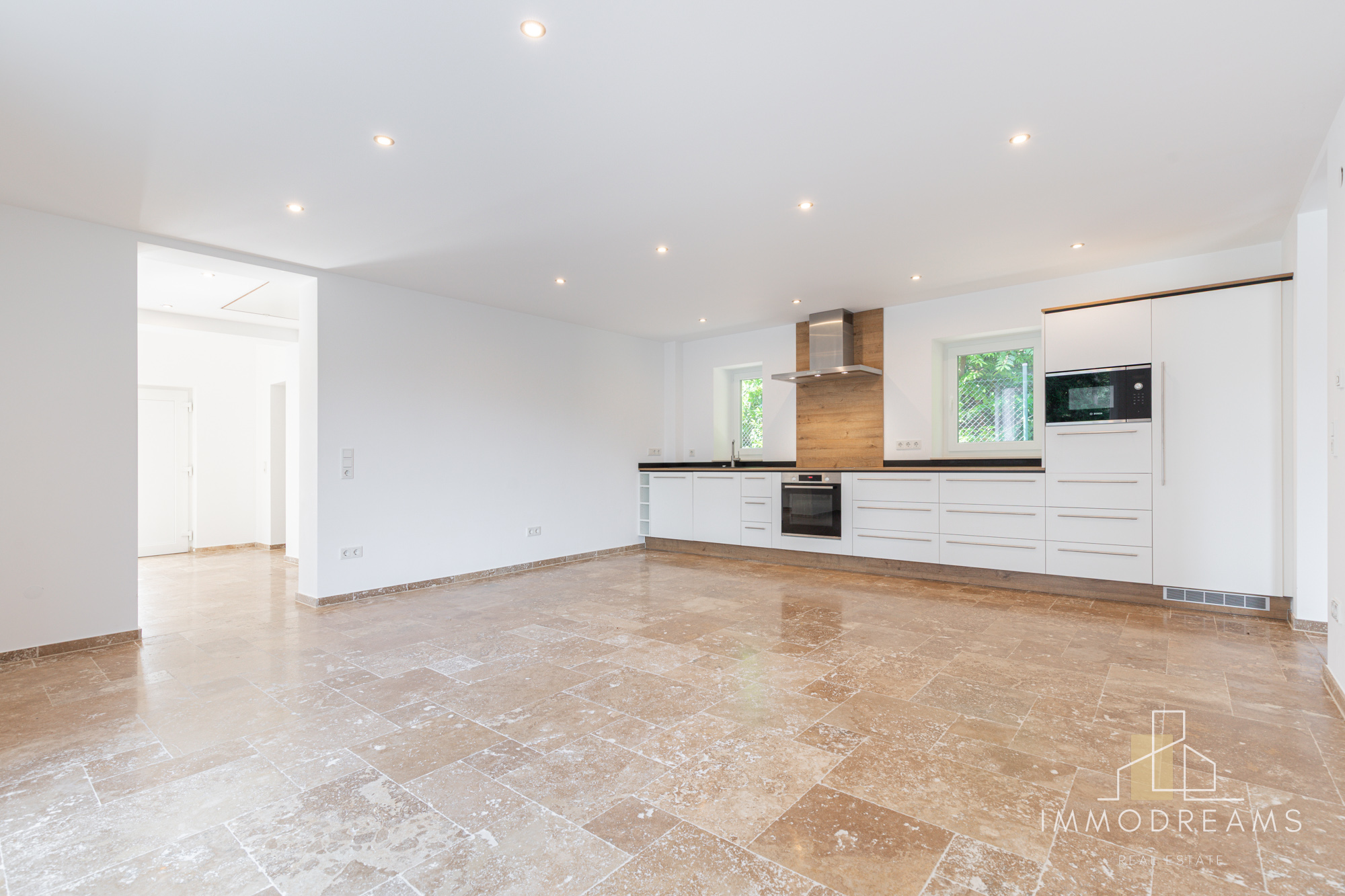 Unique Freestanding 2 Bed 2 Bath House in 67661 KL-Mölschbach 7