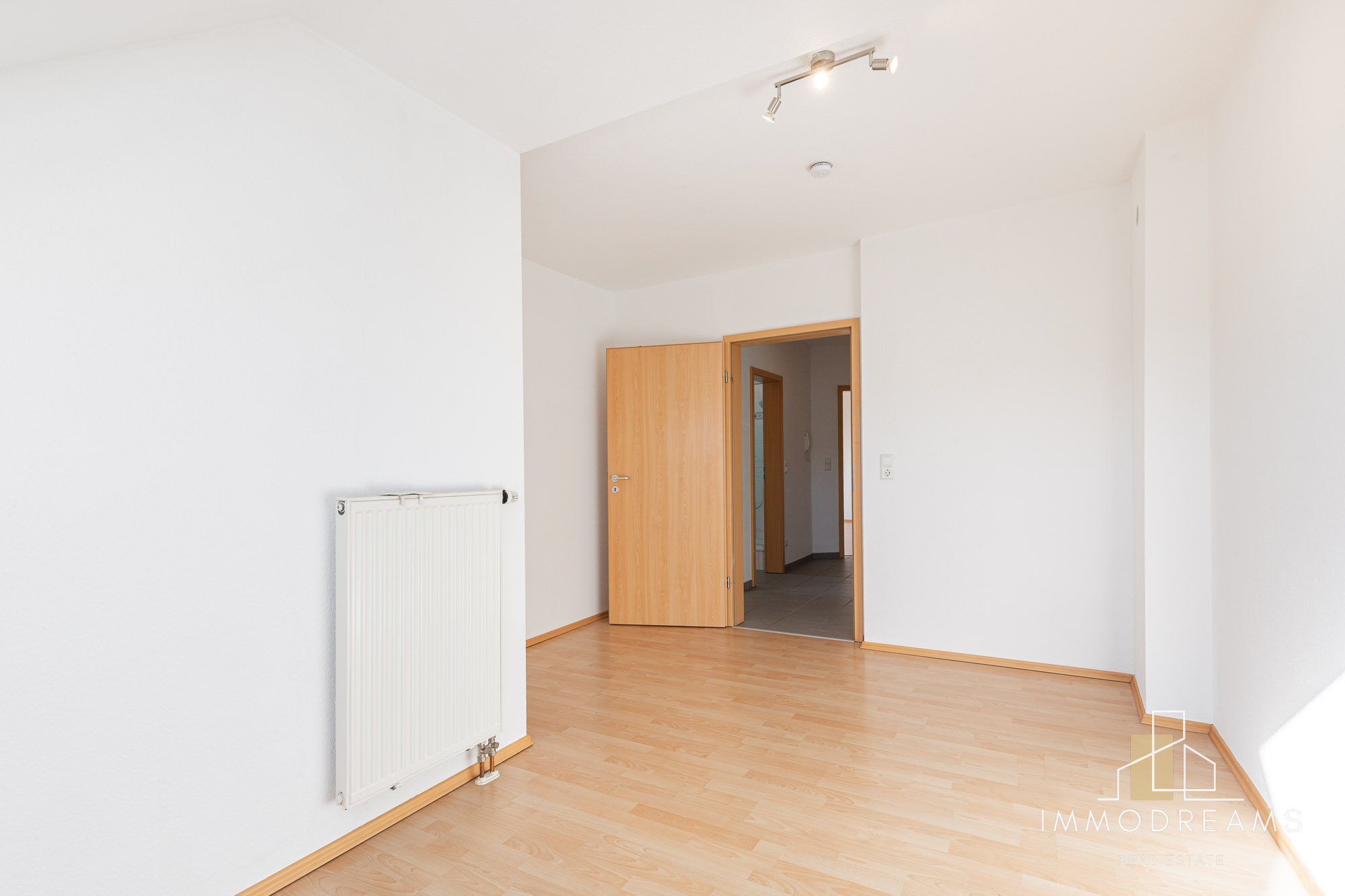 Cozy 5 Bed 3,5 Bath Duplex in Otterberg 16