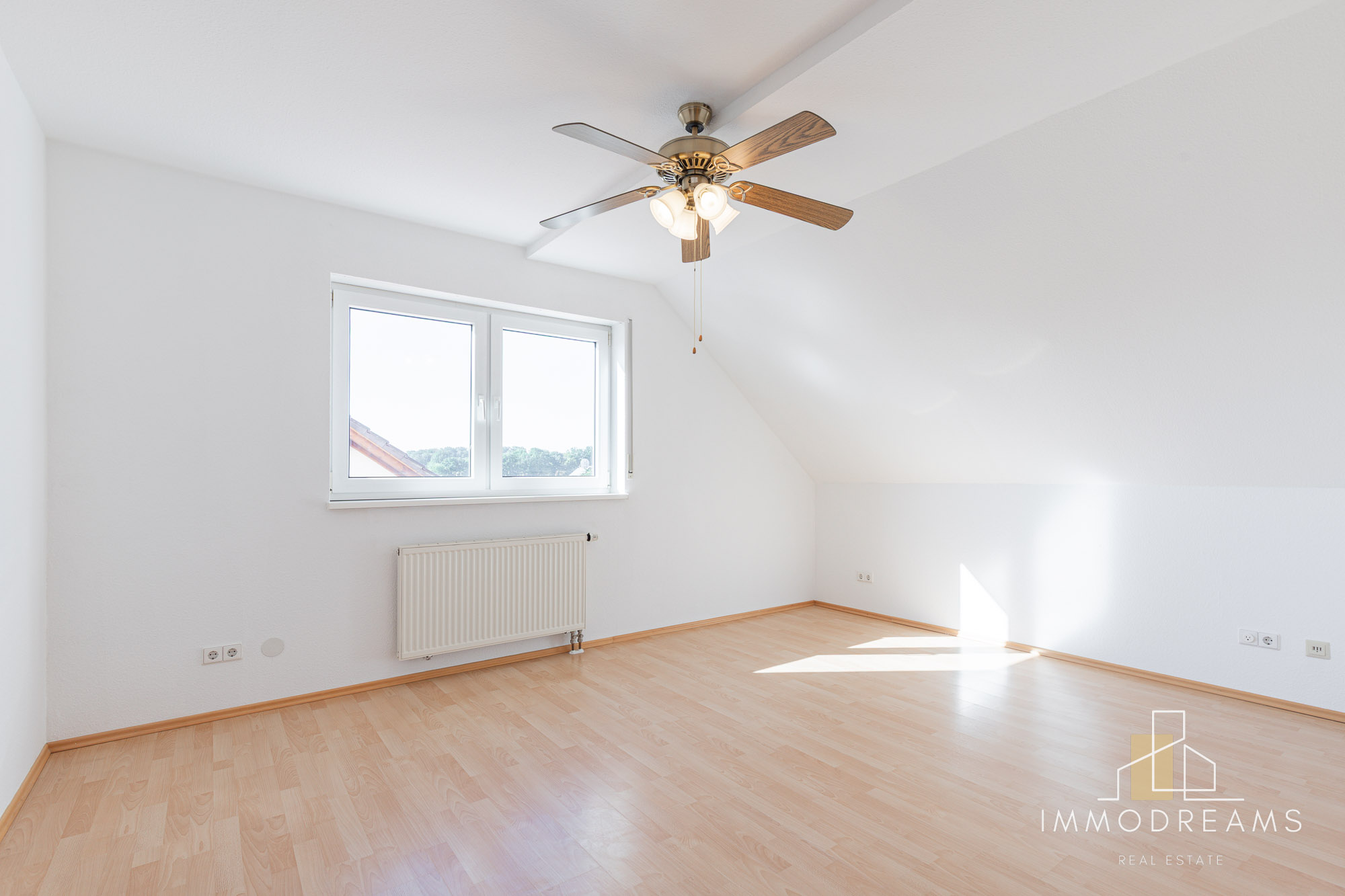 Cozy 5 Bed 3,5 Bath Duplex in Otterberg 22