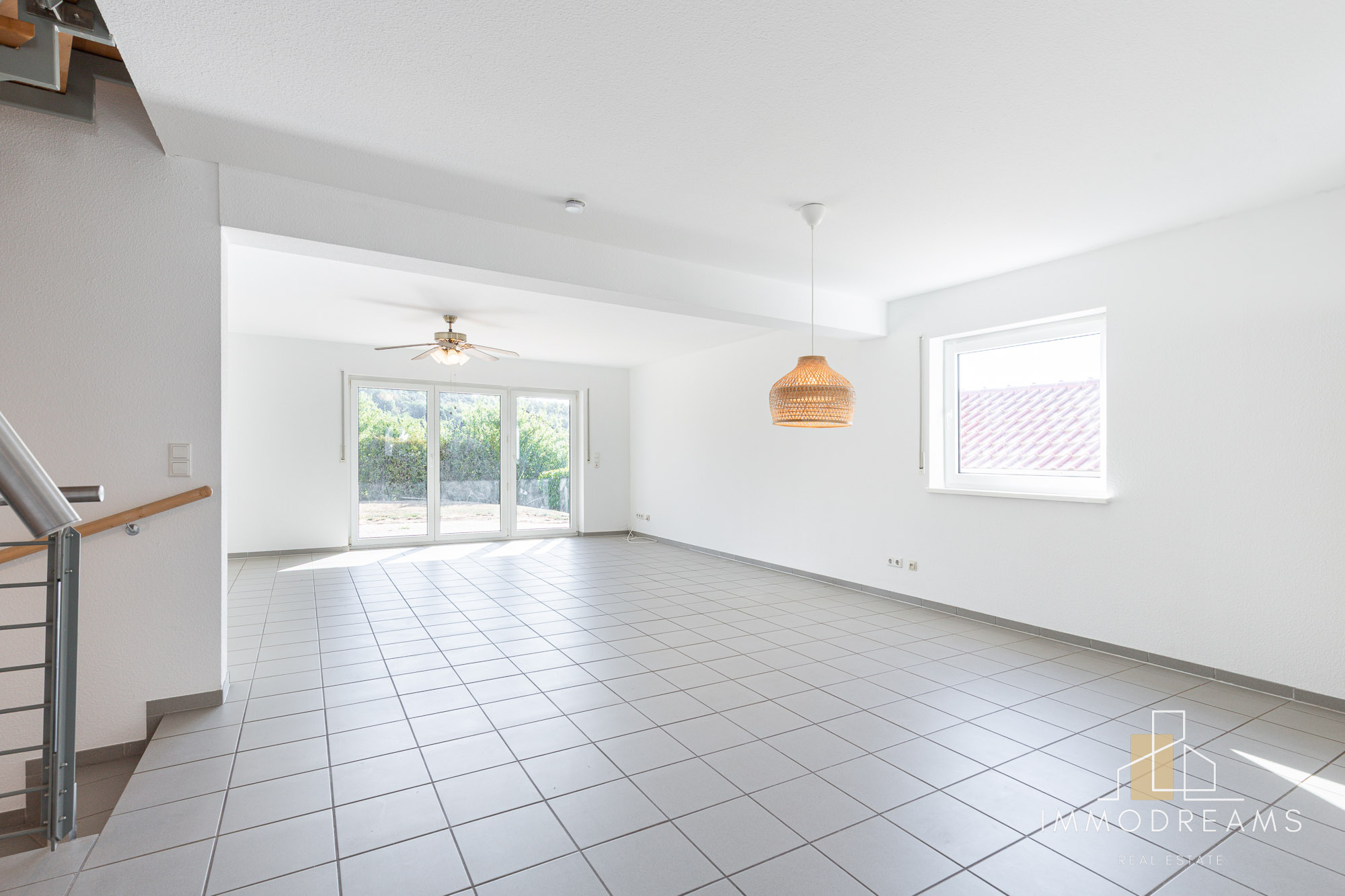 Cozy 5 Bed 3,5 Bath Duplex in Otterberg 14