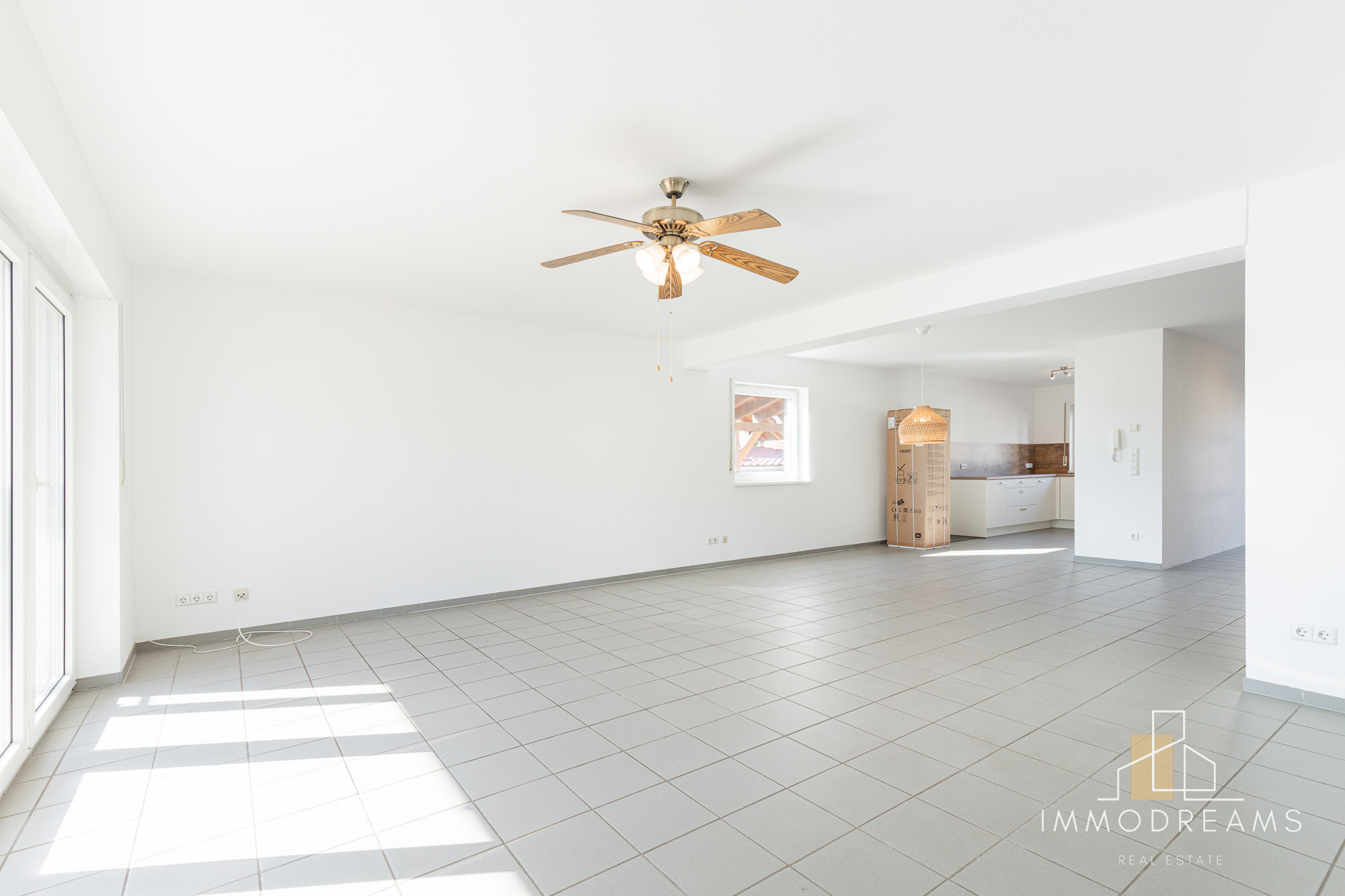 Cozy 5 Bed 3,5 Bath Duplex in Otterberg 3