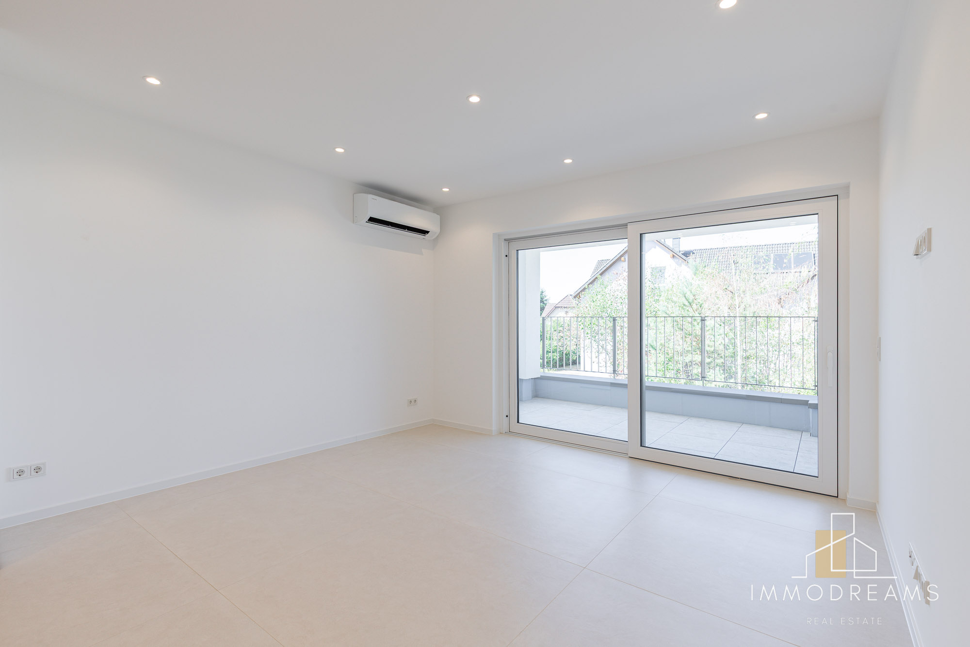 Brand New 1 Bedroom Apartment with A/C in Ramstein 2
