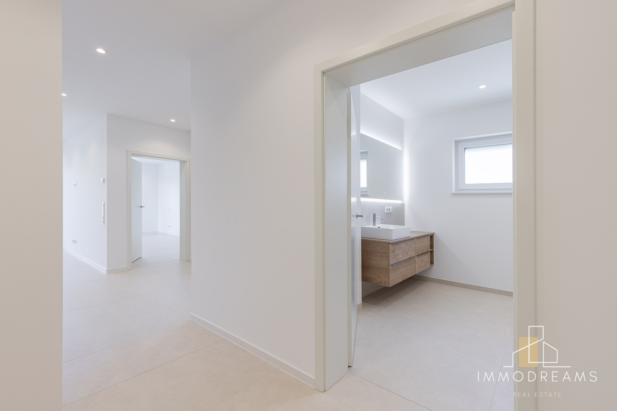 Brand New 1 Bedroom Apartment with A/C in Ramstein 16