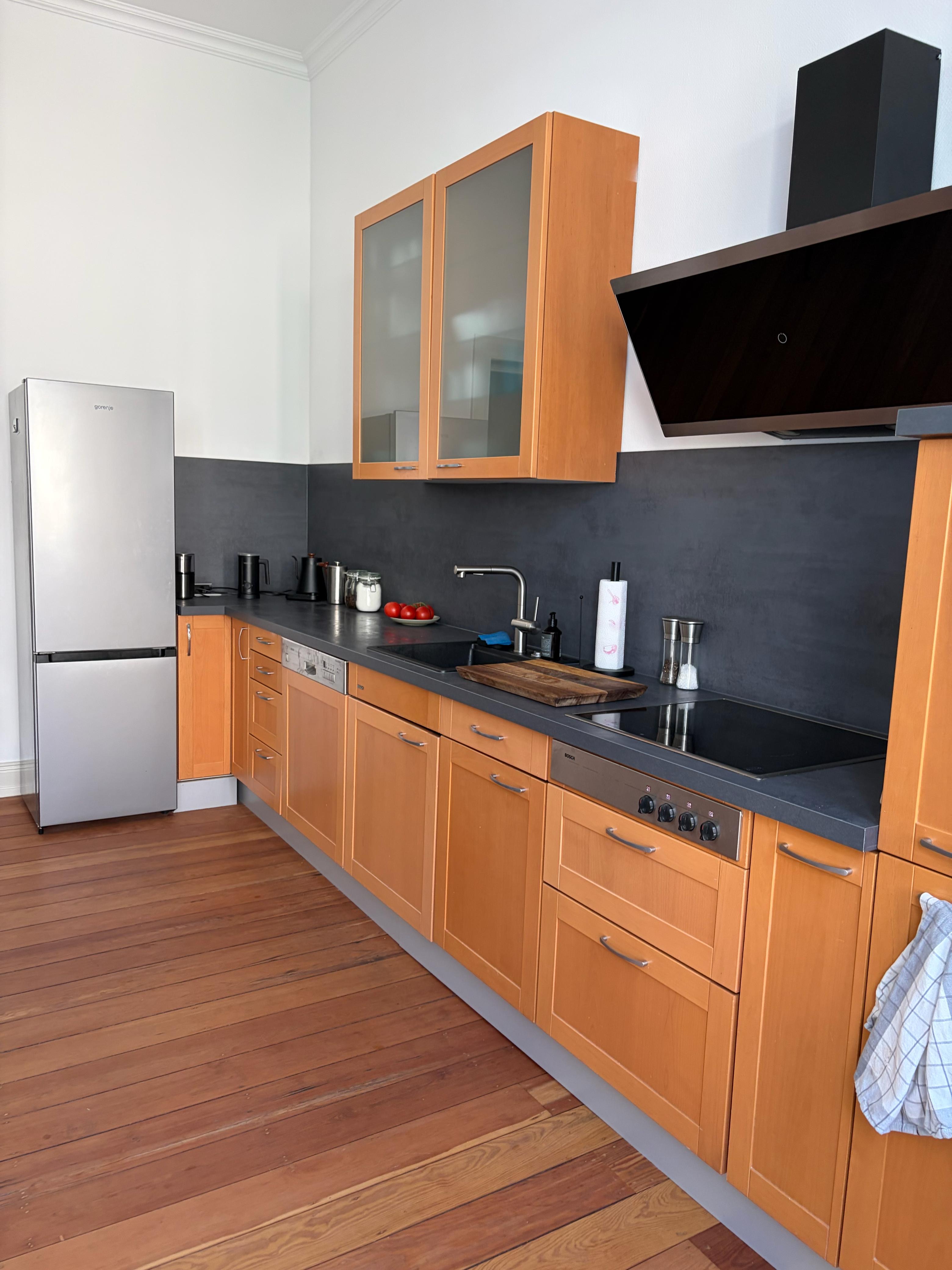 Wiesbaden-Sonnenberg (best part of town) 2-bedroom furnished or unfurnished available Sep|Oct 3