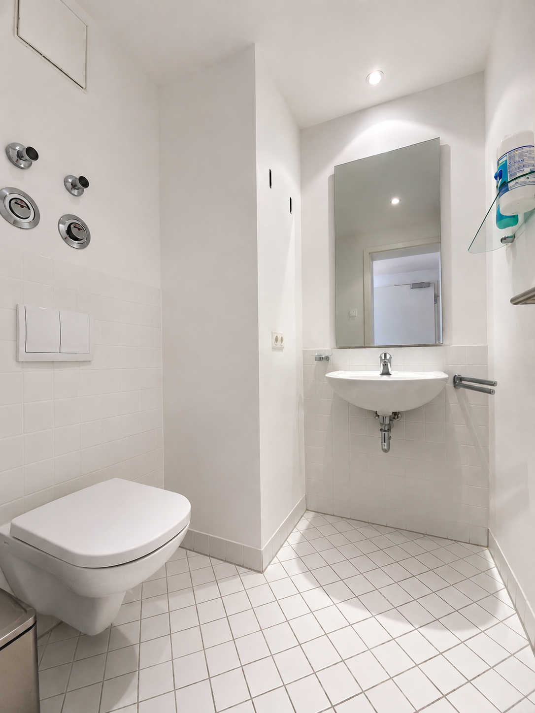 spacious, quiet apartment on 2 floors - next to Kurpark in Wiesbaden 14