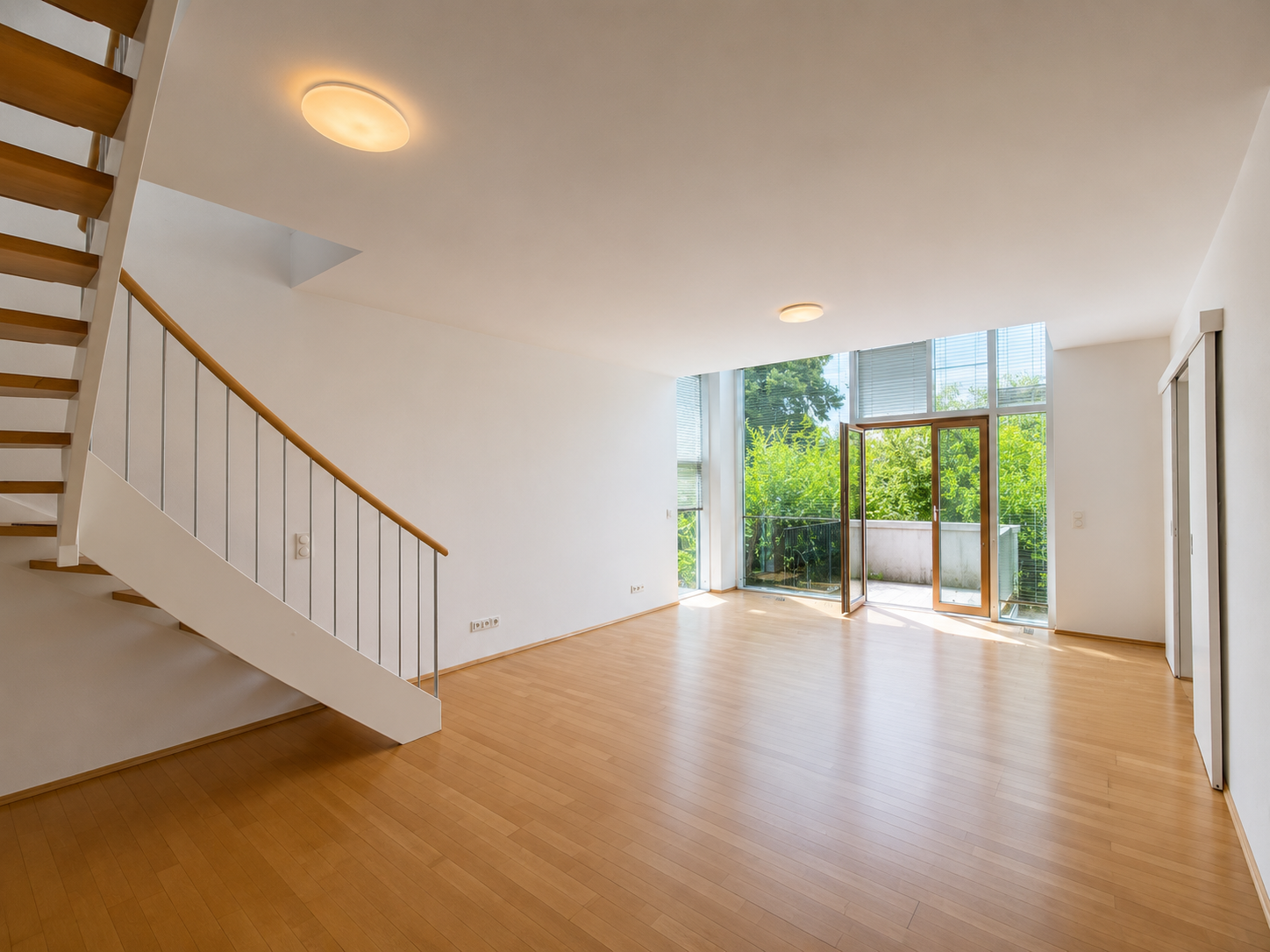 spacious, quiet apartment on 2 floors - next to Kurpark in Wiesbaden 2