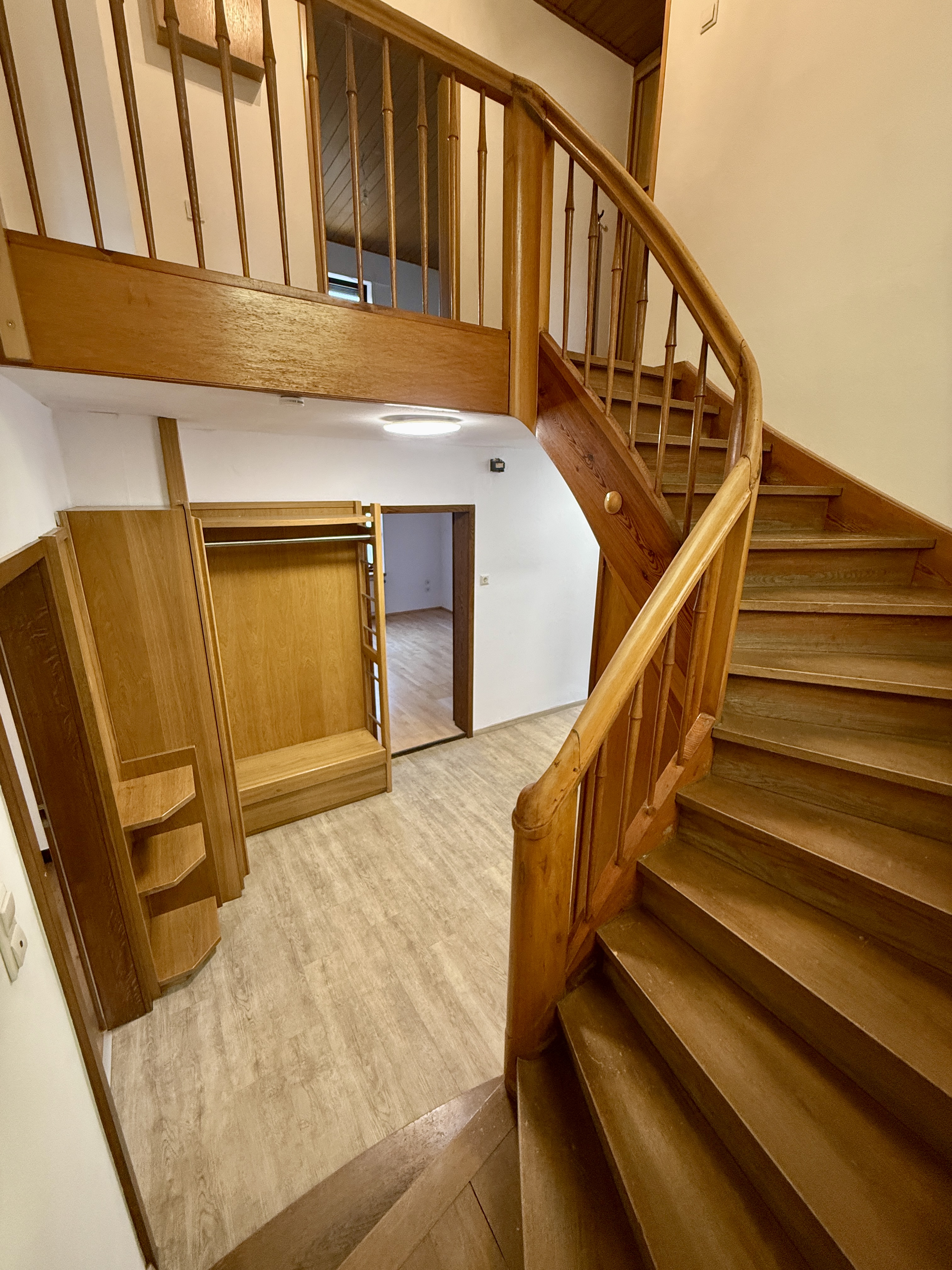 🏡 Housing Approved | Freshly Renovated Home Near Ramstein Air Base 2