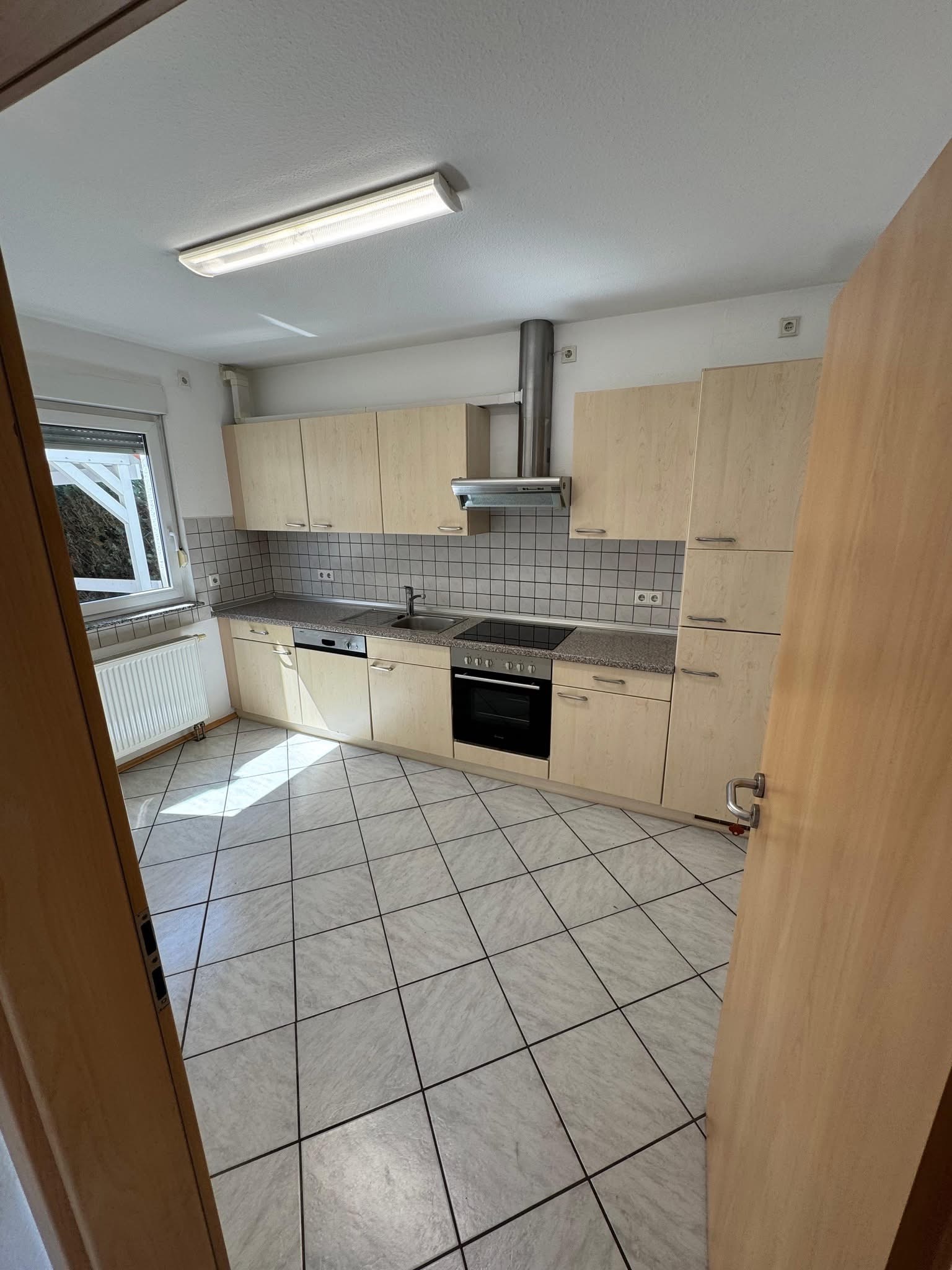 Townhouse free for rent 3