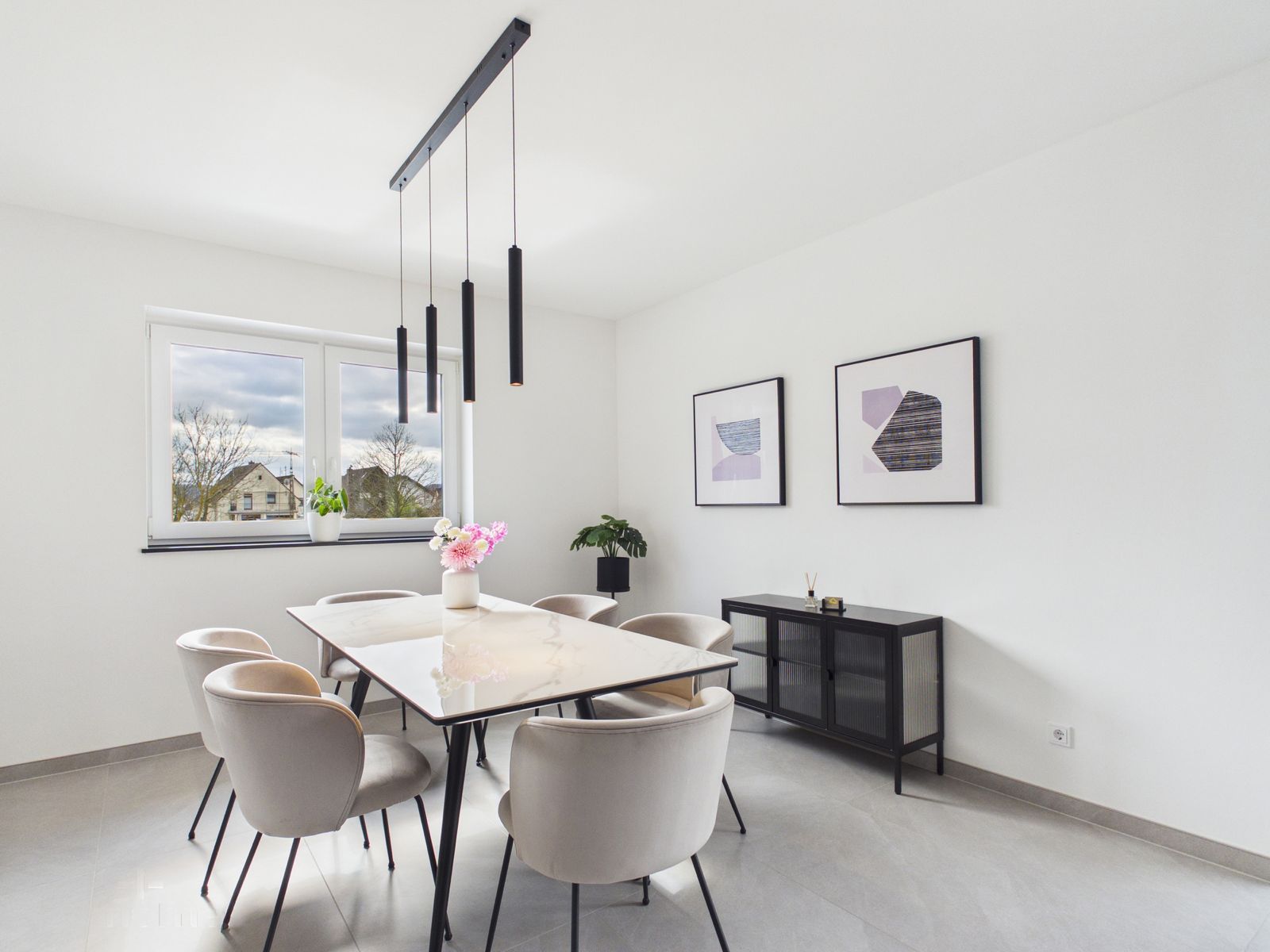 Modern TLA Maisonette Apartment in Ramstein 2