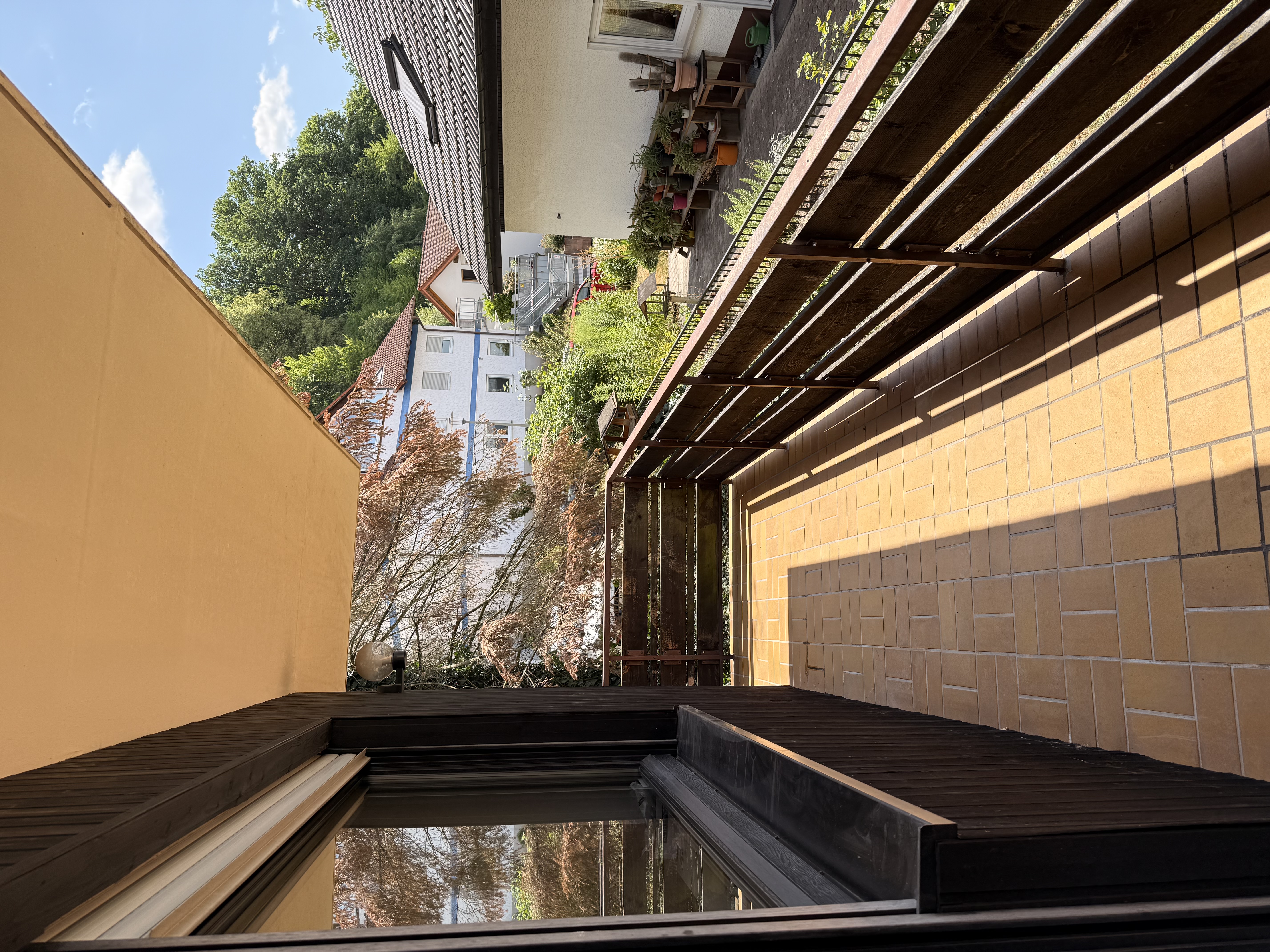 APARTMENT IN OTTERBACH: SPACIOUS LIVING, PRIVATE PARKING & EASY ACCESS TO NATURE AND RAMSTEIN 3
