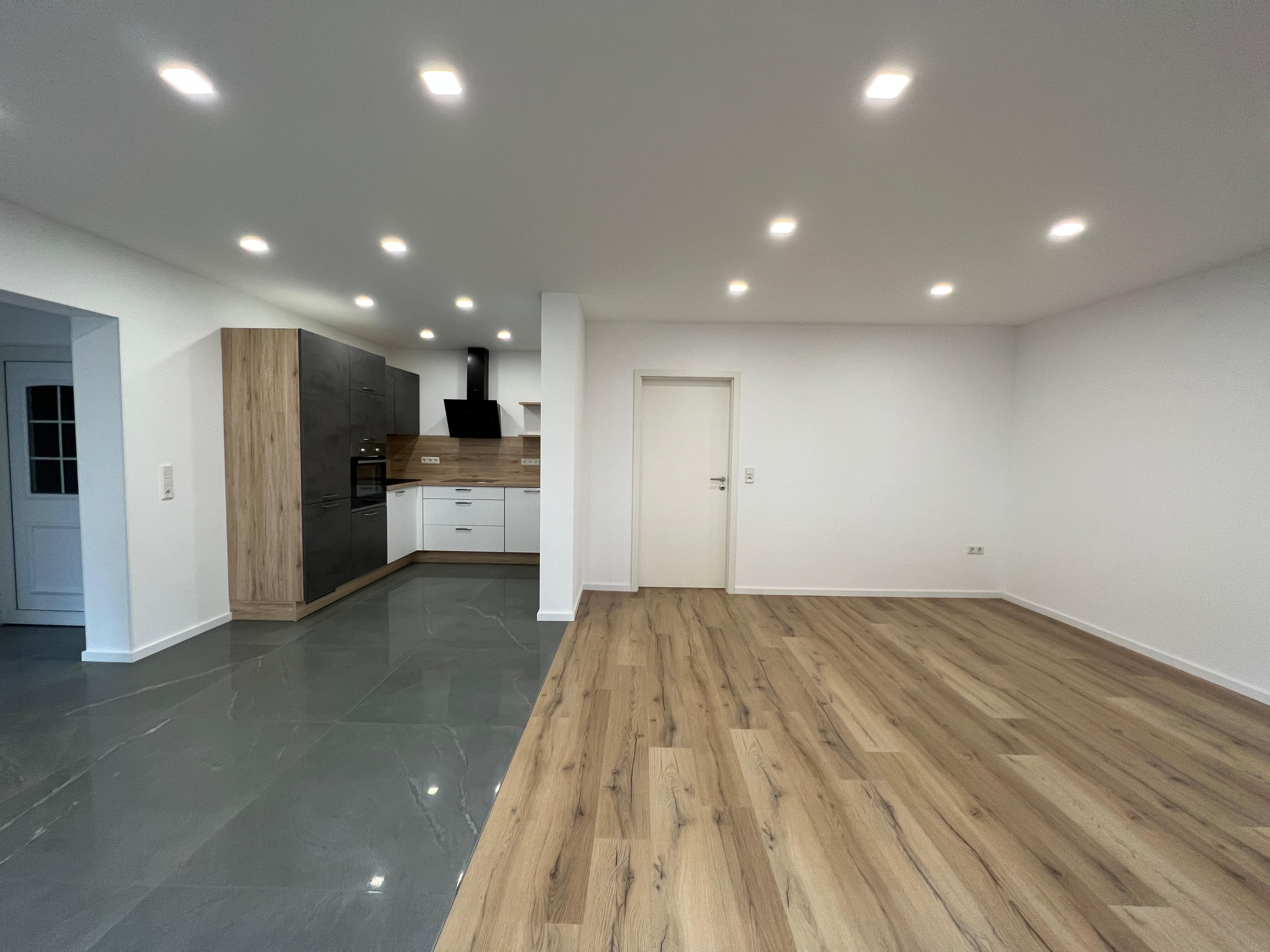 Modern 1 Bed 1,5 Bath Apartment in 66882 Hütschenhausen 6