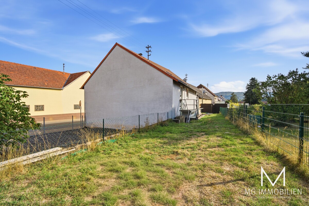 MG - Miesau: Zweifamilienhaus mit Wärmepumpe und PV-Anlage 11