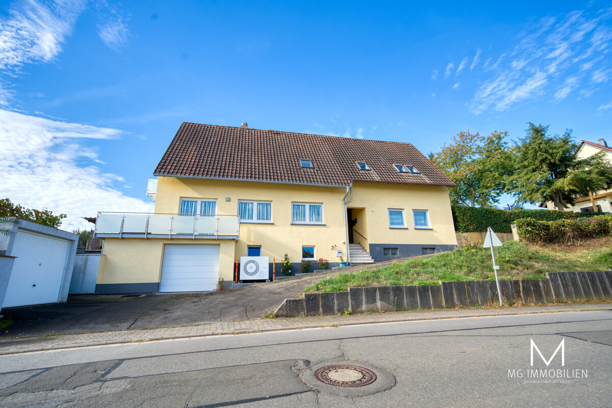 Renovated Duplex with garage close to RAB for rent 8