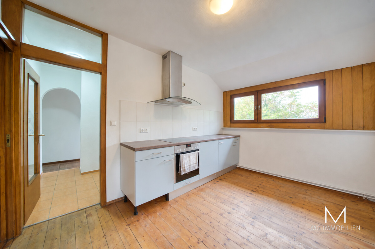 MG - Historic City Villa with Magnificent Grounds in Kusel for rent 12