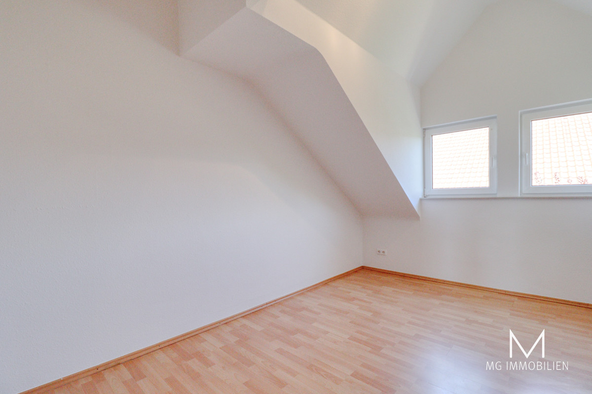 MG - Apartment in Bann 7